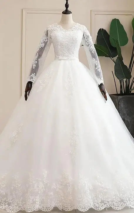 Wedding Dress 2019 The Elegant Half Sleeve Sexy V-neck Court Train Ball Gown Princess Vintage Lace Wedding Dresses Plus Szie