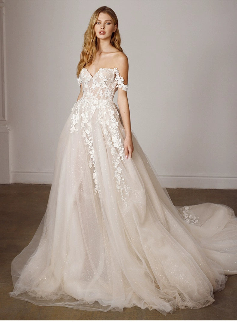 Fanna Fairy Clothing French Super Fairy off-Shoulder Lace Light Wedding Dress 2024 New Arrival Bridal Tail Slim Looking Wedding Veil