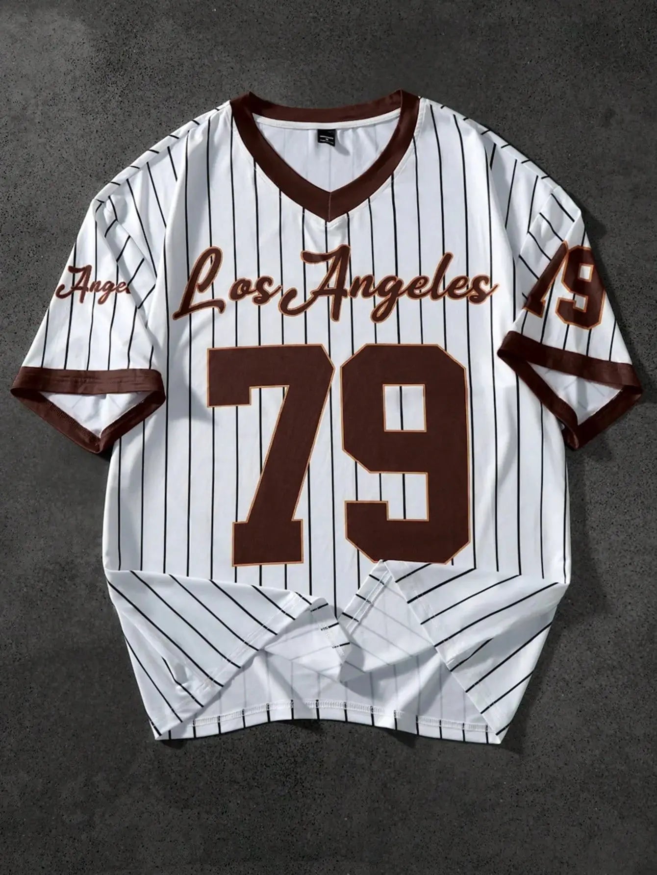 2025 summer new V-neck T-shirt Men's sports printed T-shirt V-neck short-sleeved T-shirt retro baseball chic