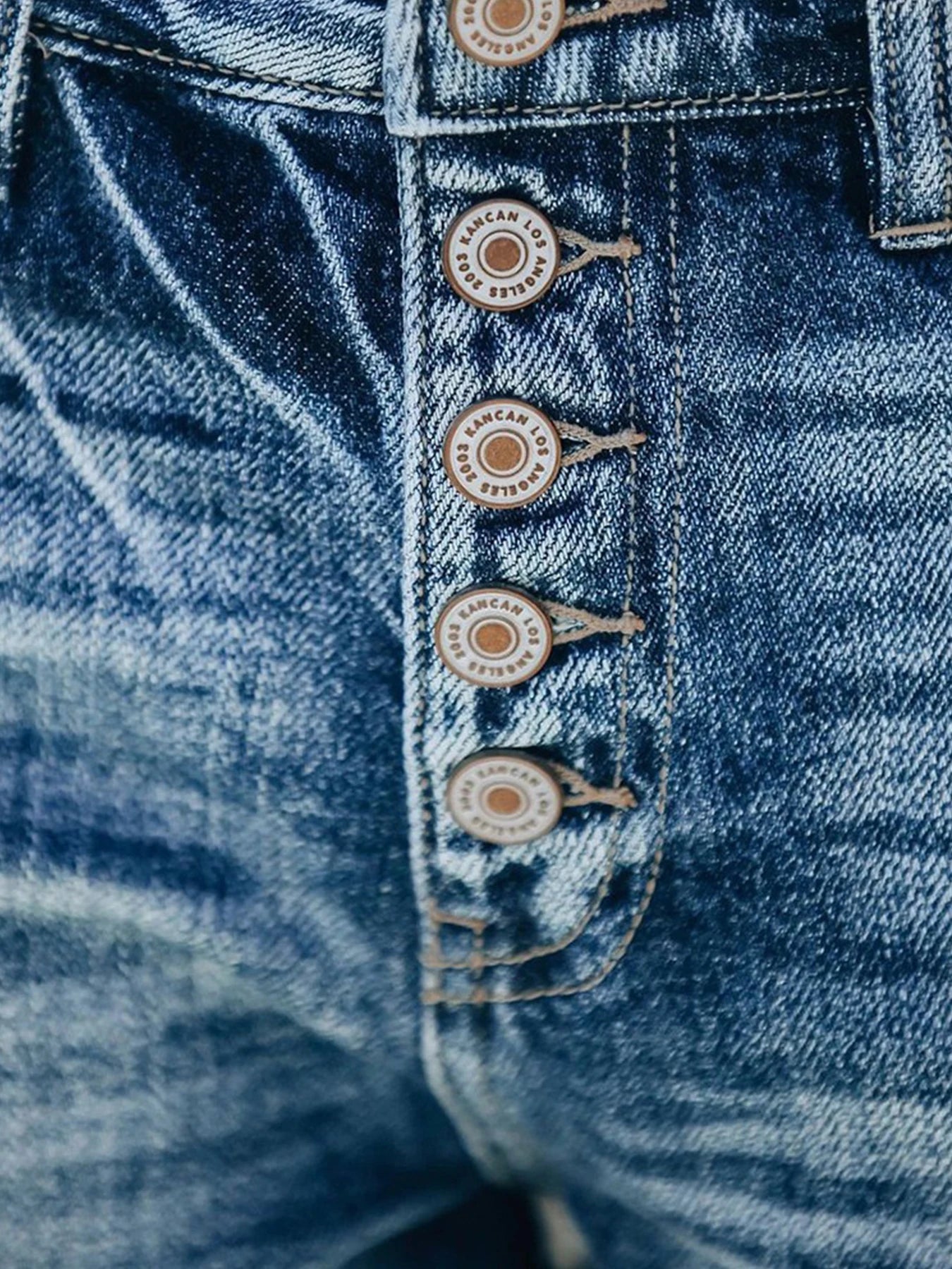 Women's Single Breasted Mid Waist Elastic Ripped Denim Shorts, Casual Washed Denim Shorts, Flared, Slanted Pockets, Summer Cloth