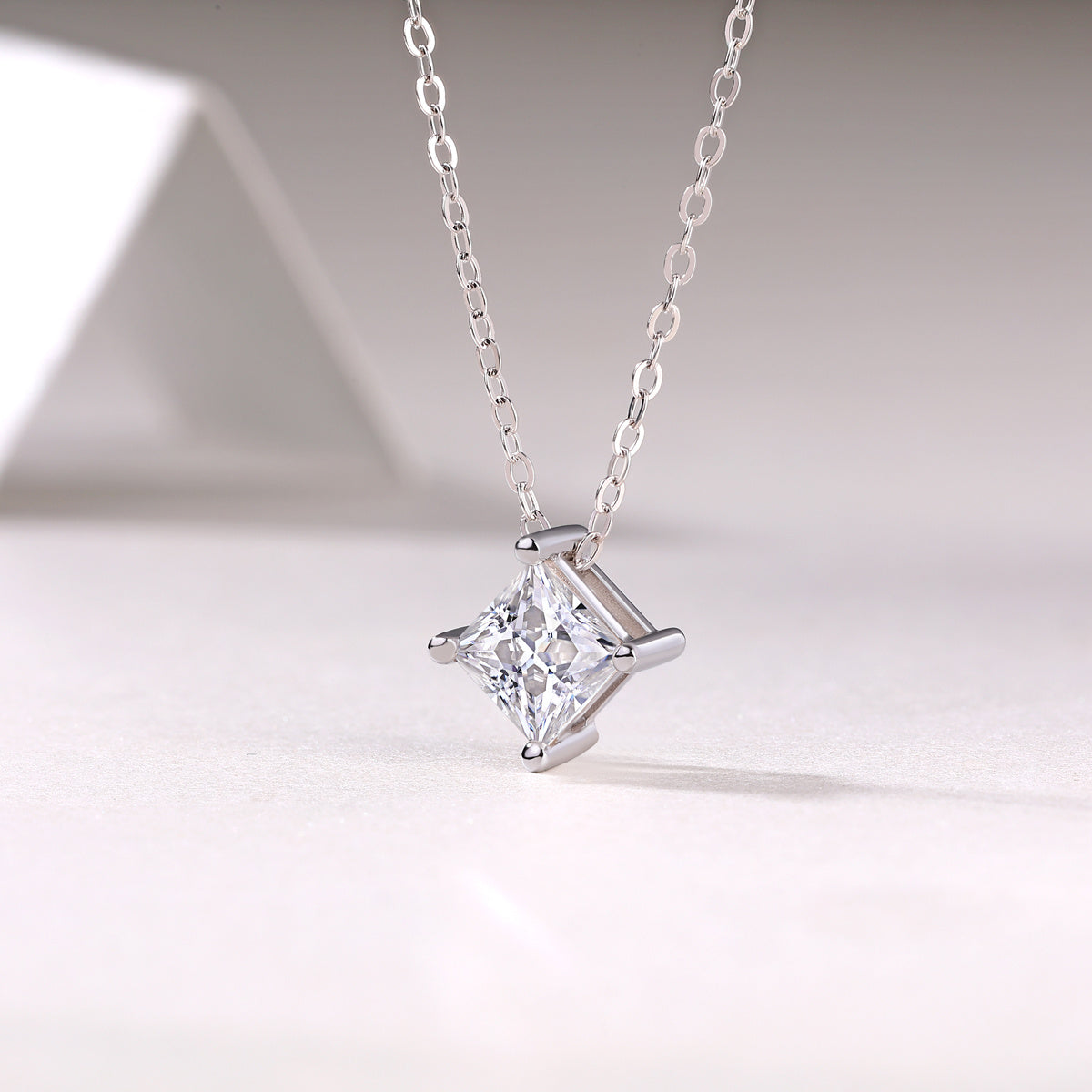 Keep The Luxury Fashion Diamond Pendant Necklace Set With Mosan Diamond Silver Ornaments