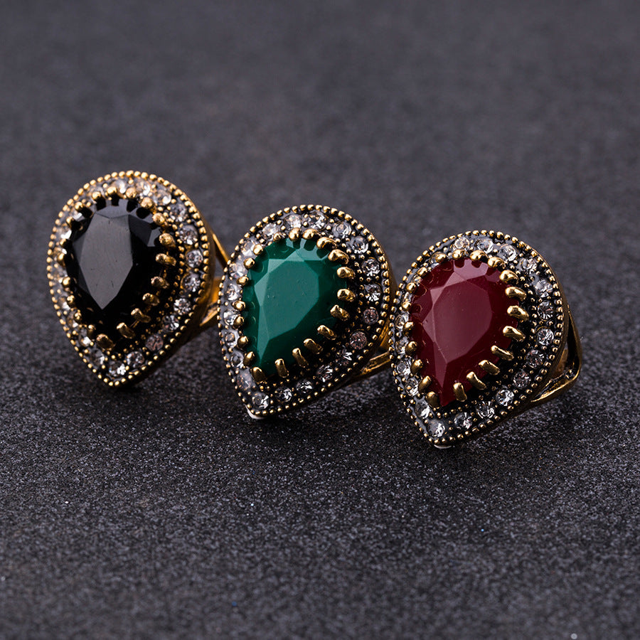 Vintage Large Resin Ring Boho Style