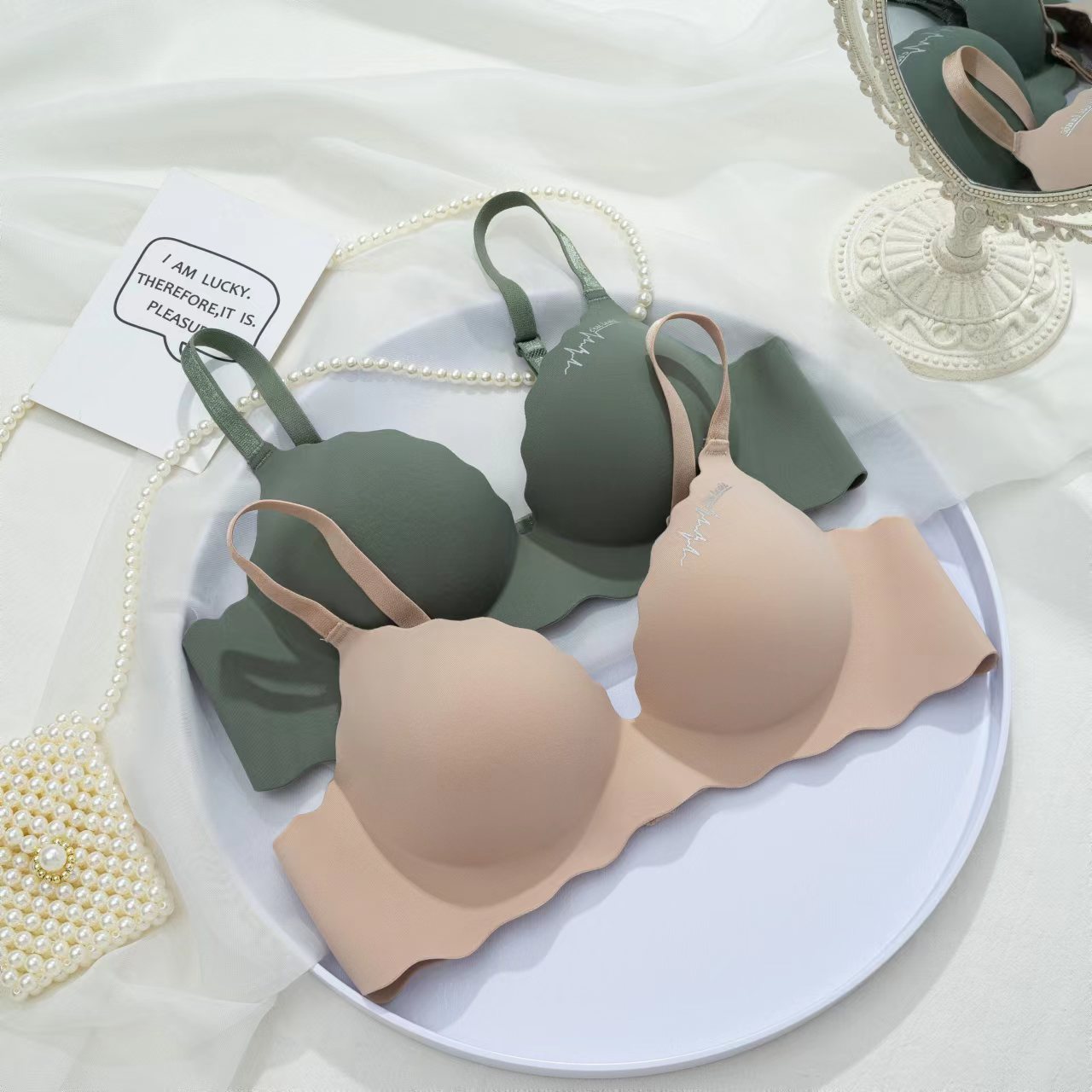 British Letters Girl's Underwear Non-steel Ring Adjustable Gathered Without Trace Bra