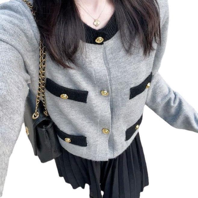 Women's Classic Style Knitted High-grade Sweater Short Coat