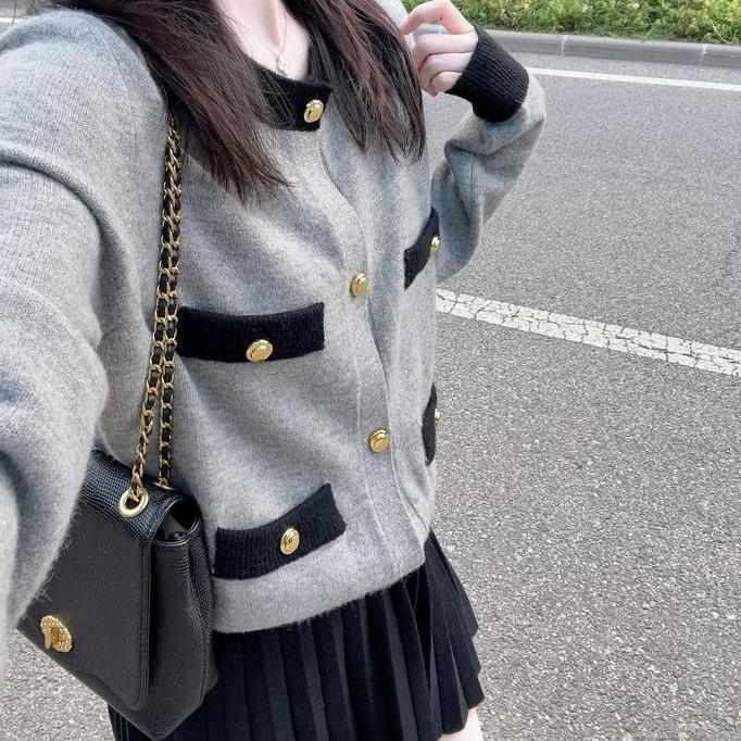 Women's Classic Style Knitted High-grade Sweater Short Coat