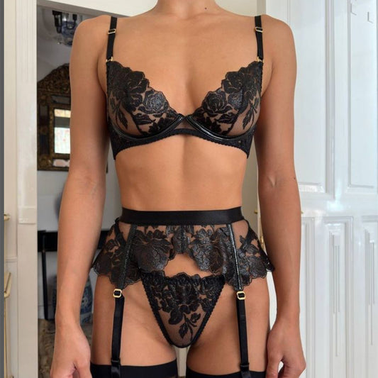 Black Flower Embroidered Ribbon Steel Ring Bra T-back Three-piece Set