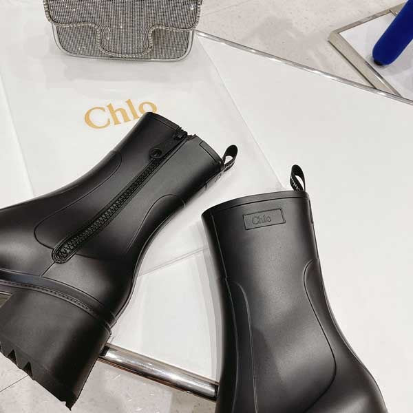 Short Rain Boots With Letters And Non-Slip High Heels