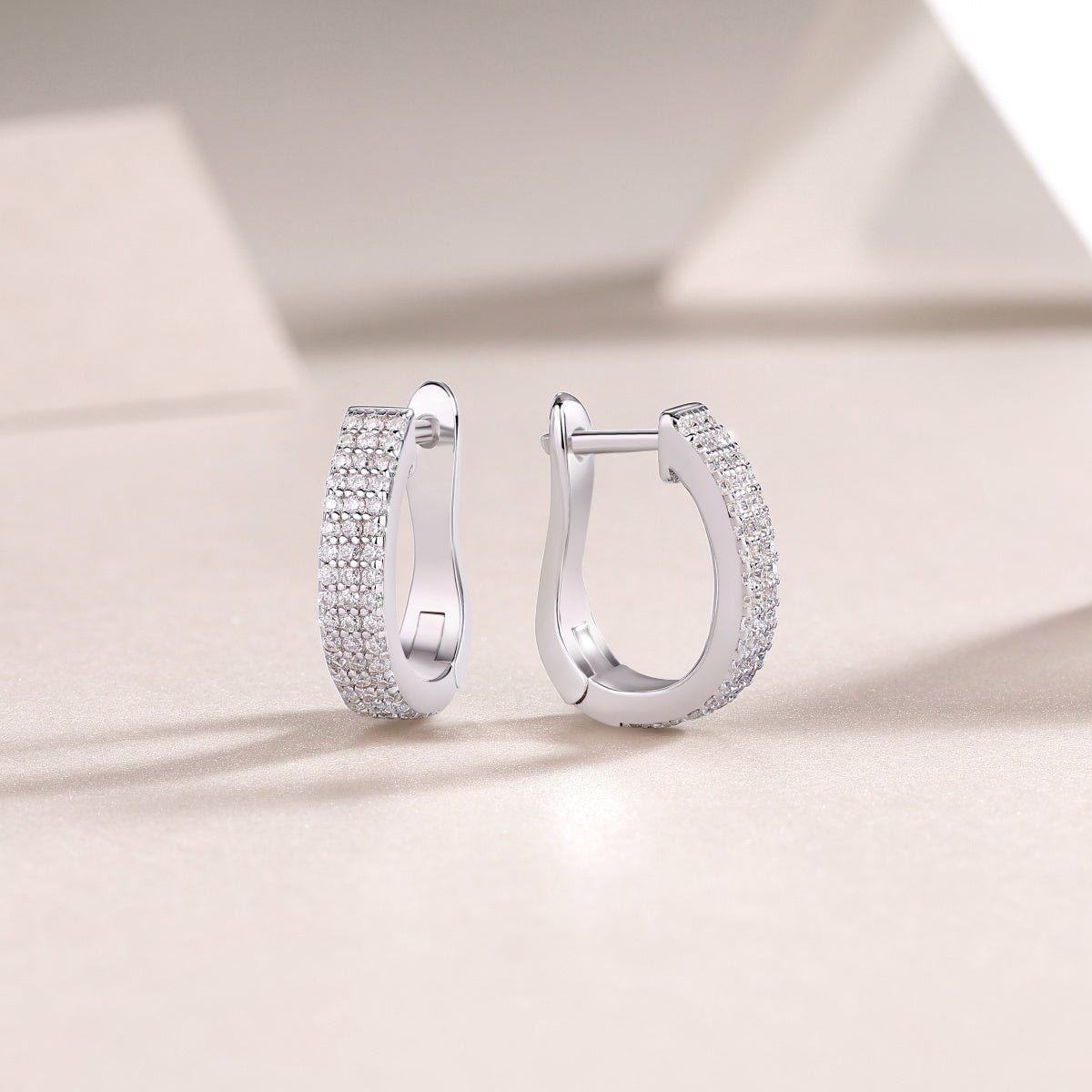 Slow Pace Diamond Set Moissanite Silver Earrings Luxury Fashion Diamond Earrings Stud Earrings