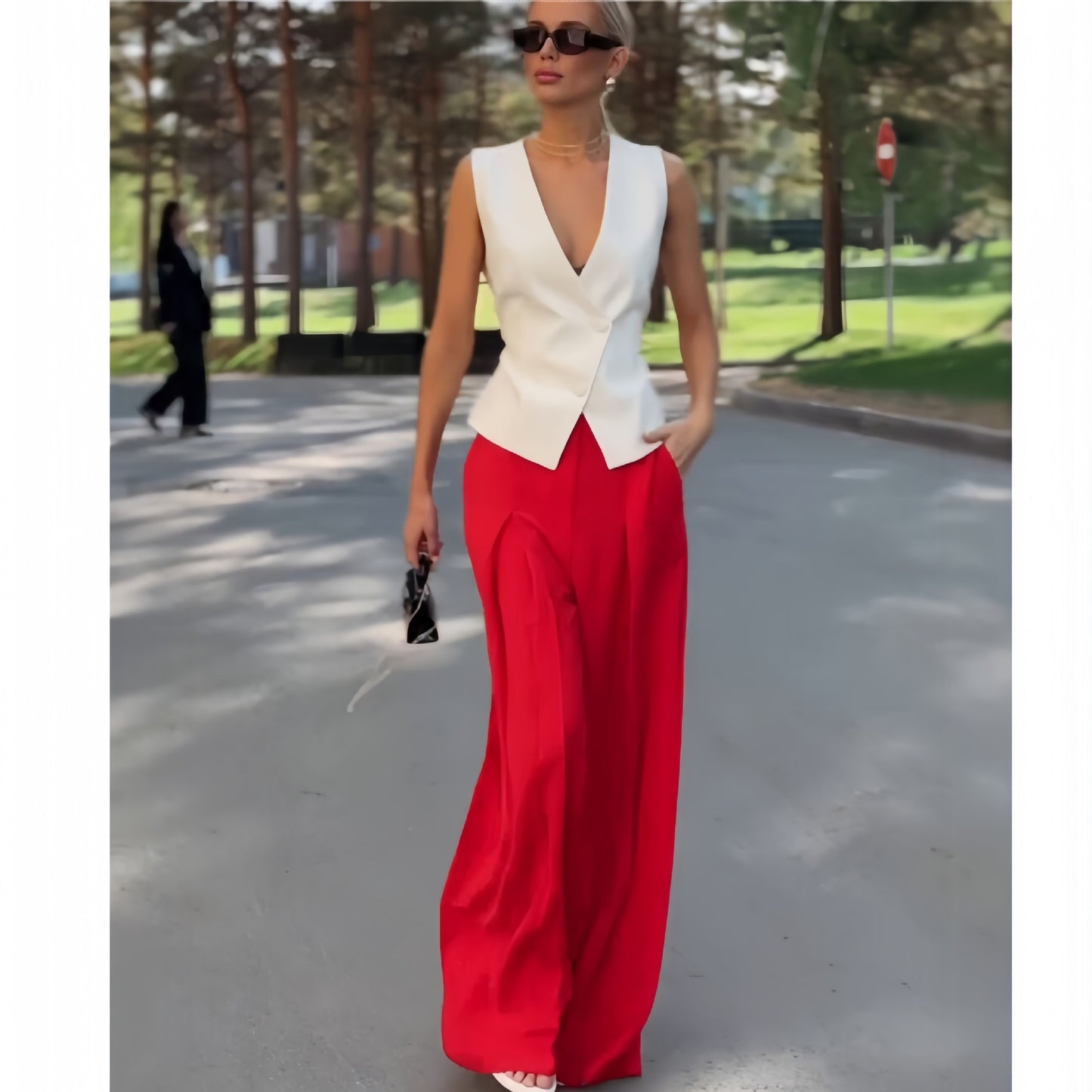 Women's Fashion Deep V-neck Sleeveless Top High Waist Wide Leg Pants Two-piece Set