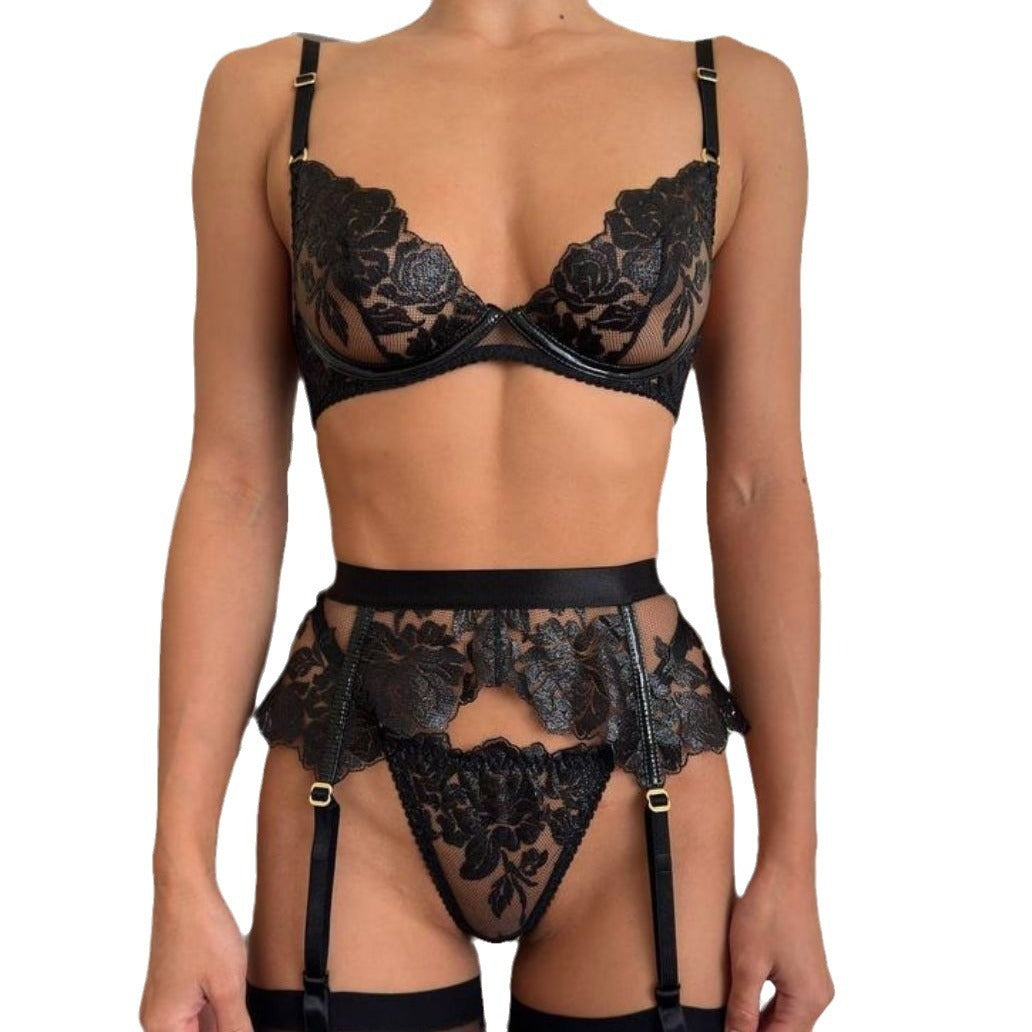 Black Flower Embroidered Ribbon Steel Ring Bra T-back Three-piece Set