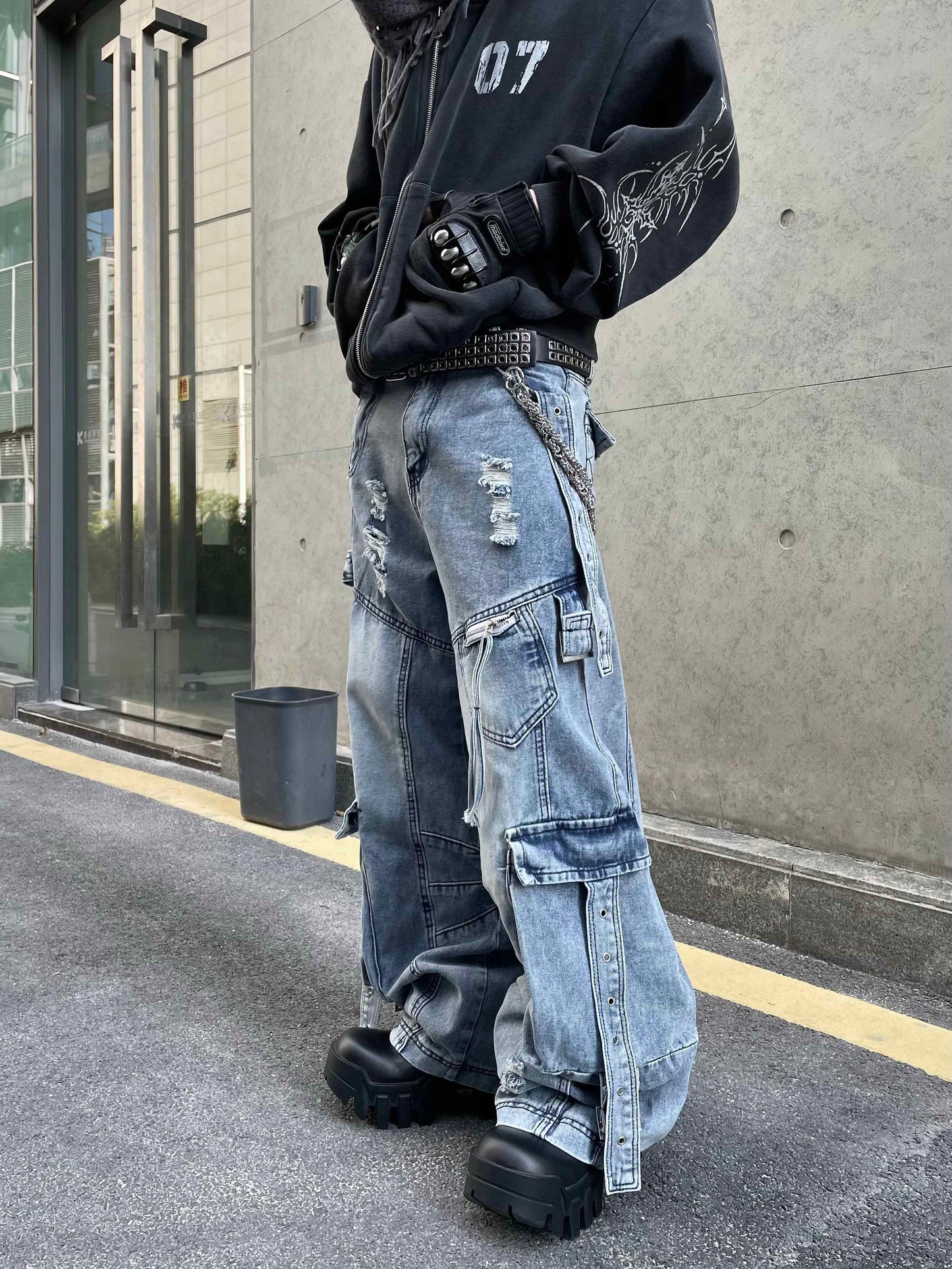 Heavy Industry Multi-pocket Ripped Ribbon Design Straight Jeans