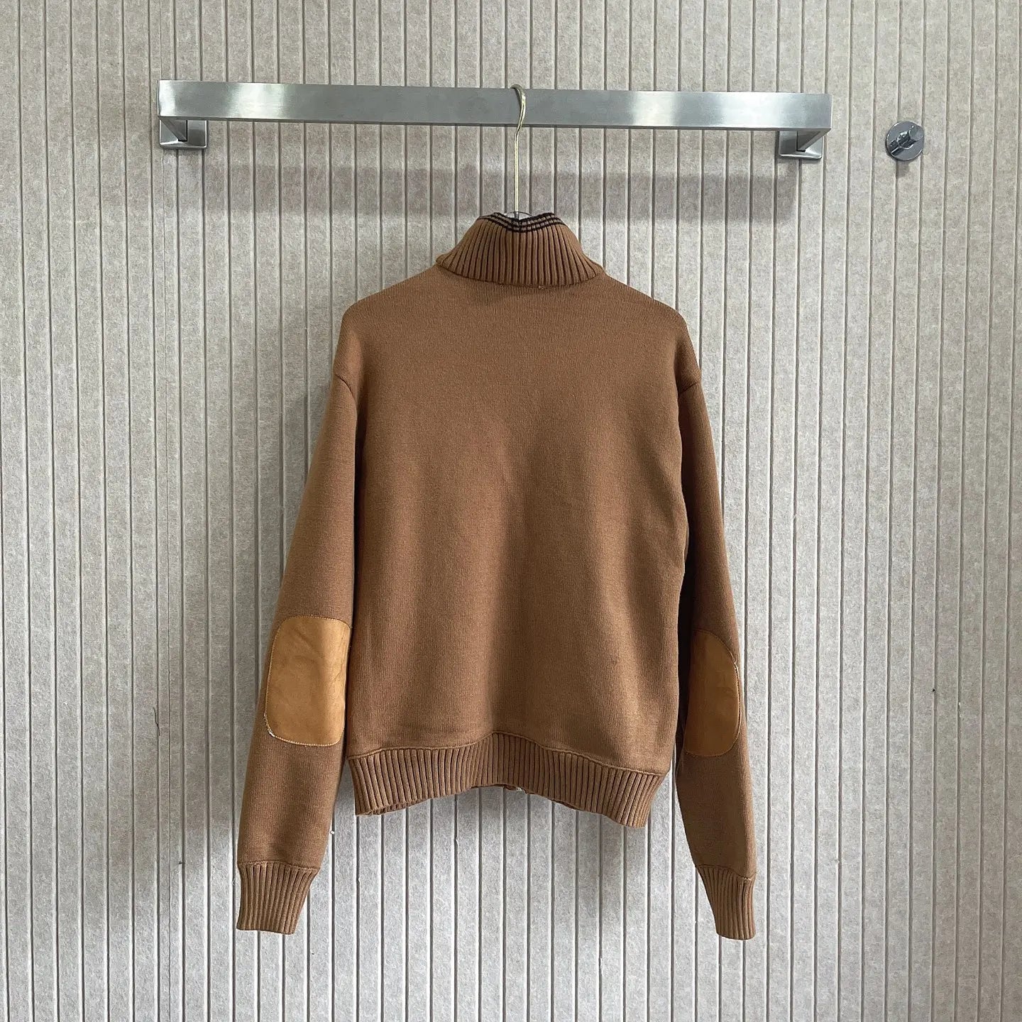 25 Autumn stand-up collar jacket for women, a trendy new high street brown long-sleeved zipper jacket