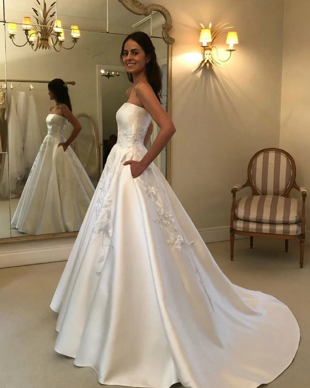 Msikoods Customized Strapless Satin Wedding Dress A Line Floral Embroidery Elegant Bride Gown Pocket Women Simple Bridal Dress