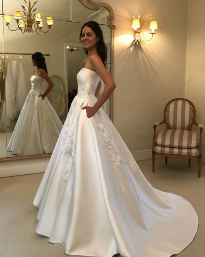 Msikoods Customized Strapless Satin Wedding Dress A Line Floral Embroidery Elegant Bride Gown Pocket Women Simple Bridal Dress