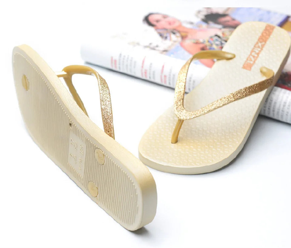 EOFK Women Flip Flops Slippers Summer Outdoor Fashion Bling Women Shoes Slippers Beach Summer Flip Flops Sandalias EVA TPU