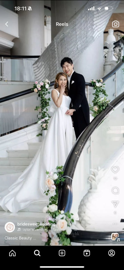 Factory Princess Vintage Short Feather Wedding Dresses Boat Neck Elegant Simple Satin Detachable Train Bridal Gown With Pockets