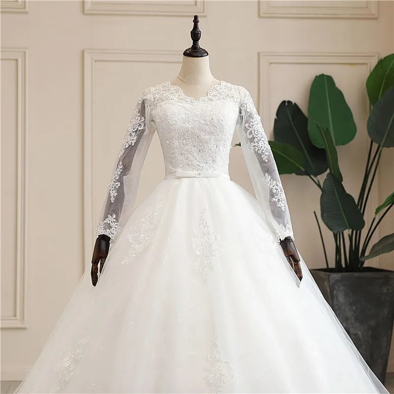 Wedding Dress 2019 The Elegant Half Sleeve Sexy V-neck Court Train Ball Gown Princess Vintage Lace Wedding Dresses Plus Szie