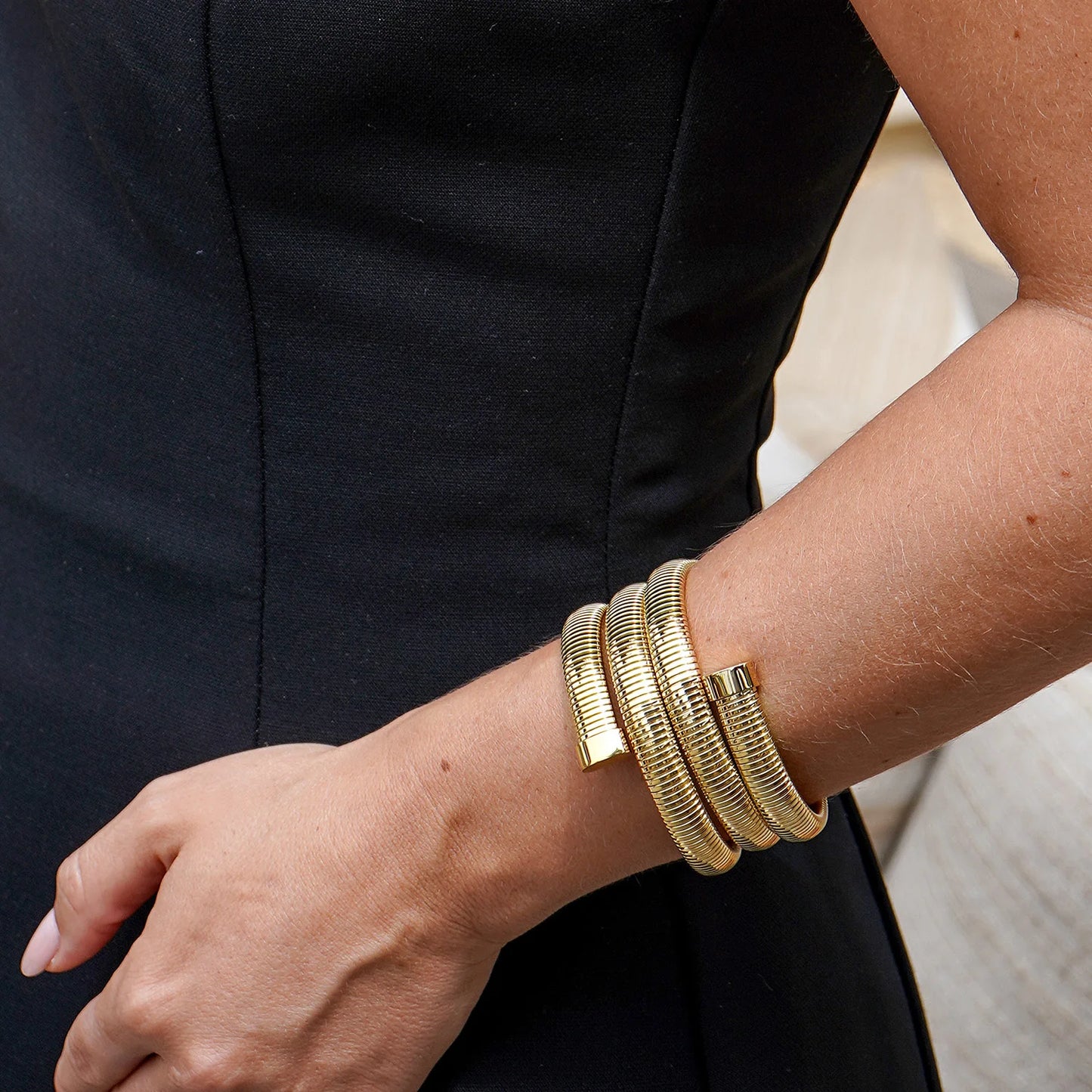 2025 New Fashion Simple Snake Shape Opening Bangle Hiphop Punk Stainless Steel Party Jewelry Cuff Bracelet for Women