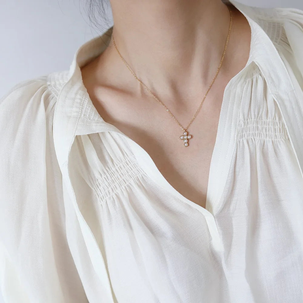 Collier Femme Moge Jewelry Small Pearl Bead Inlay 18K Gold Plated Stainless Steel Pearl Cross Necklace for Girls