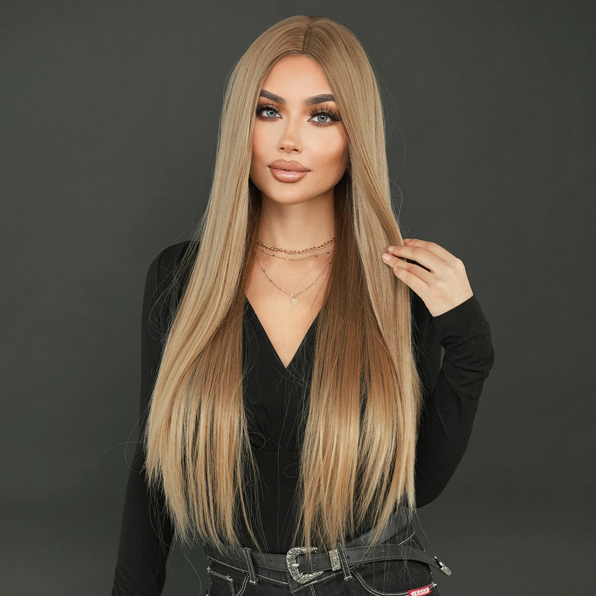 613 Blond Synthetic Hair Wigs 32 Inch Long Straight Hair with Bangs Middle Parted Ombre Blond Wigs Perucas for Women Daily Use