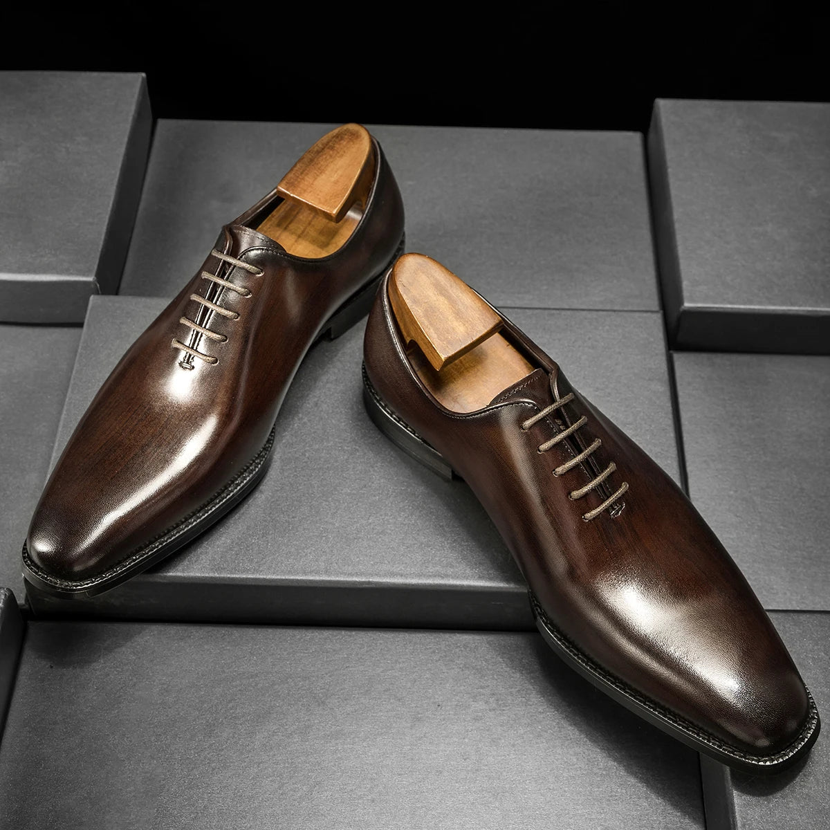 Hanmce Oxford Shoes Fashion Genuine Leather Breathable Patent  Shoes For Men