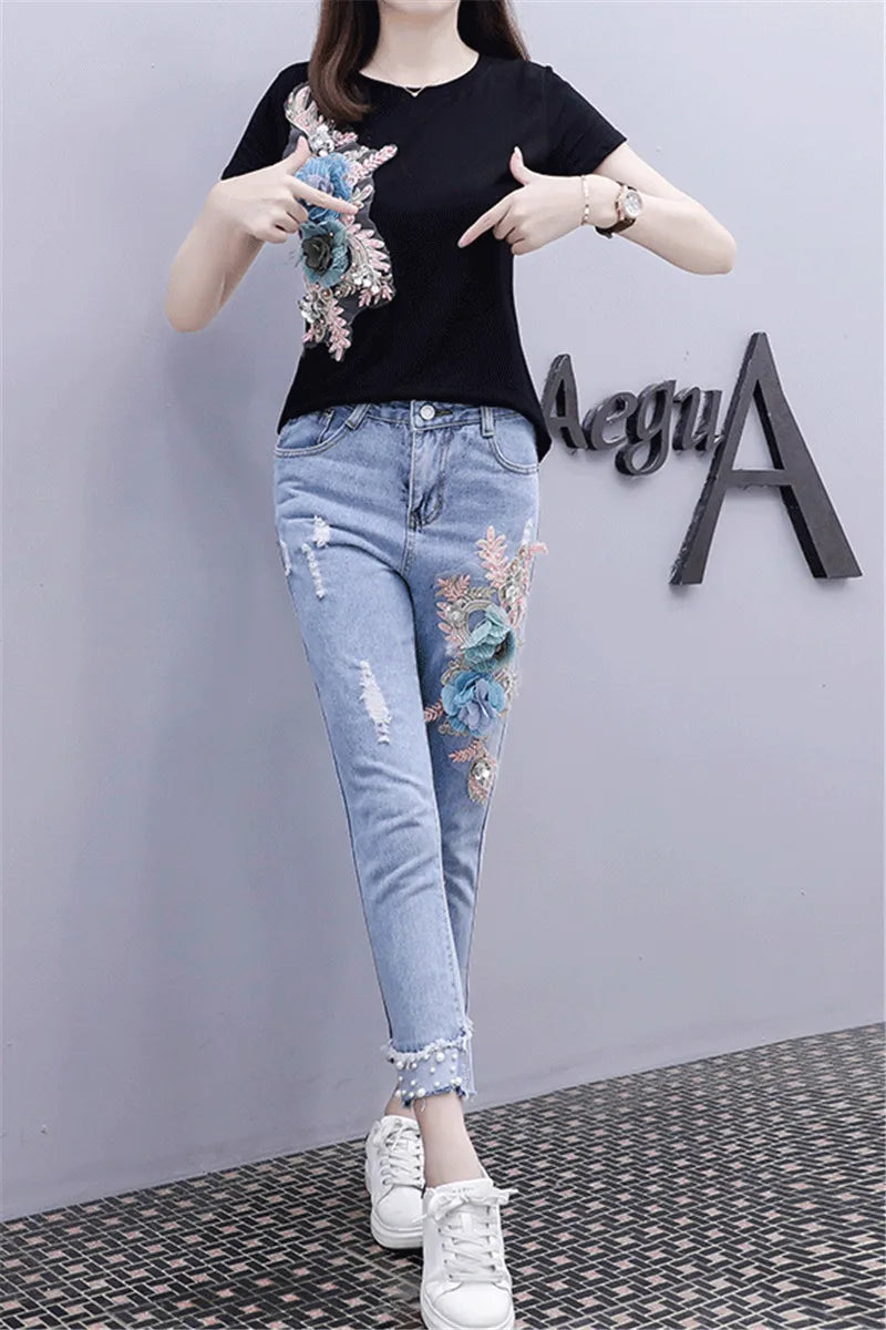 One-Piece/Set 2025 & 2026 Summer New Women Denim Pants Beaded Embroidery Short-Sleeved + Small Feet Hole Jeans Female Two-Piece Suit425