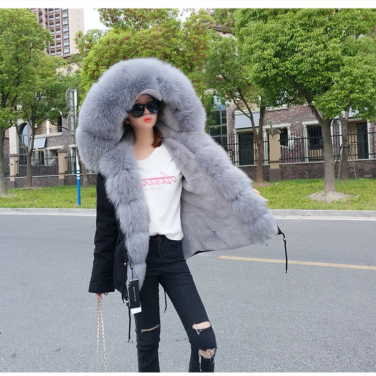 MAOMAOKONG 2025 & 2026 Real Fur Coat New Fashion Fox Fur Collar Winter Women's clothing Removable Lining Thickened Jacket Short Parka
