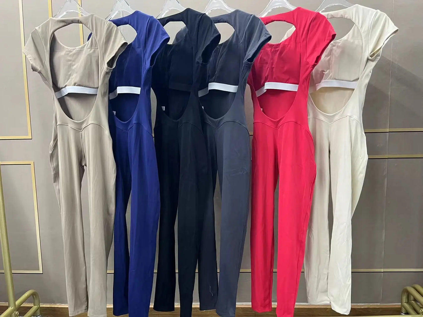 One-Piece Pad Jumpsuit for Women Workout Clothing Sports Bodysuit Open Back Yoga Sets Gym Tracksuits Activewear