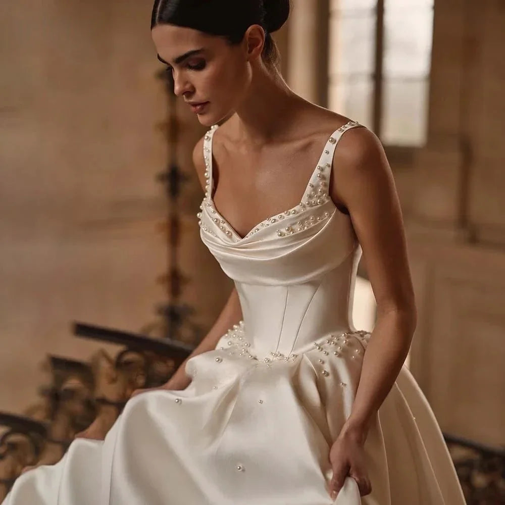 Elegant Ivory Spaghetti Straps With Pearls Wedding Dress Pleated Princess vestidos de novia Customized Satin Ball Gown Plus Size