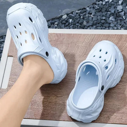 Summer New High-quality EVA Perforated Breathable Wearable Casual Solid Color Simple Thick-soled Large-sized Couple Sandals