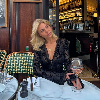 Autumn New Fashionable Chiffon Slim Fit Ruffle Trumpet Sleeve Shirt for Women