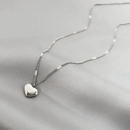 New Cross-border Couple Cavicle Chain Geometric Heart-shaped Light Luxury Temperament Simple Sweet Love Pendant Necklace Jewelry