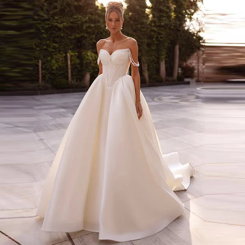 Exquisite Wedding Dress Full Satin With Beading Ball Gown Sleeveless Strapless Customized Bridal Dress Lace Up Vestido De Novia