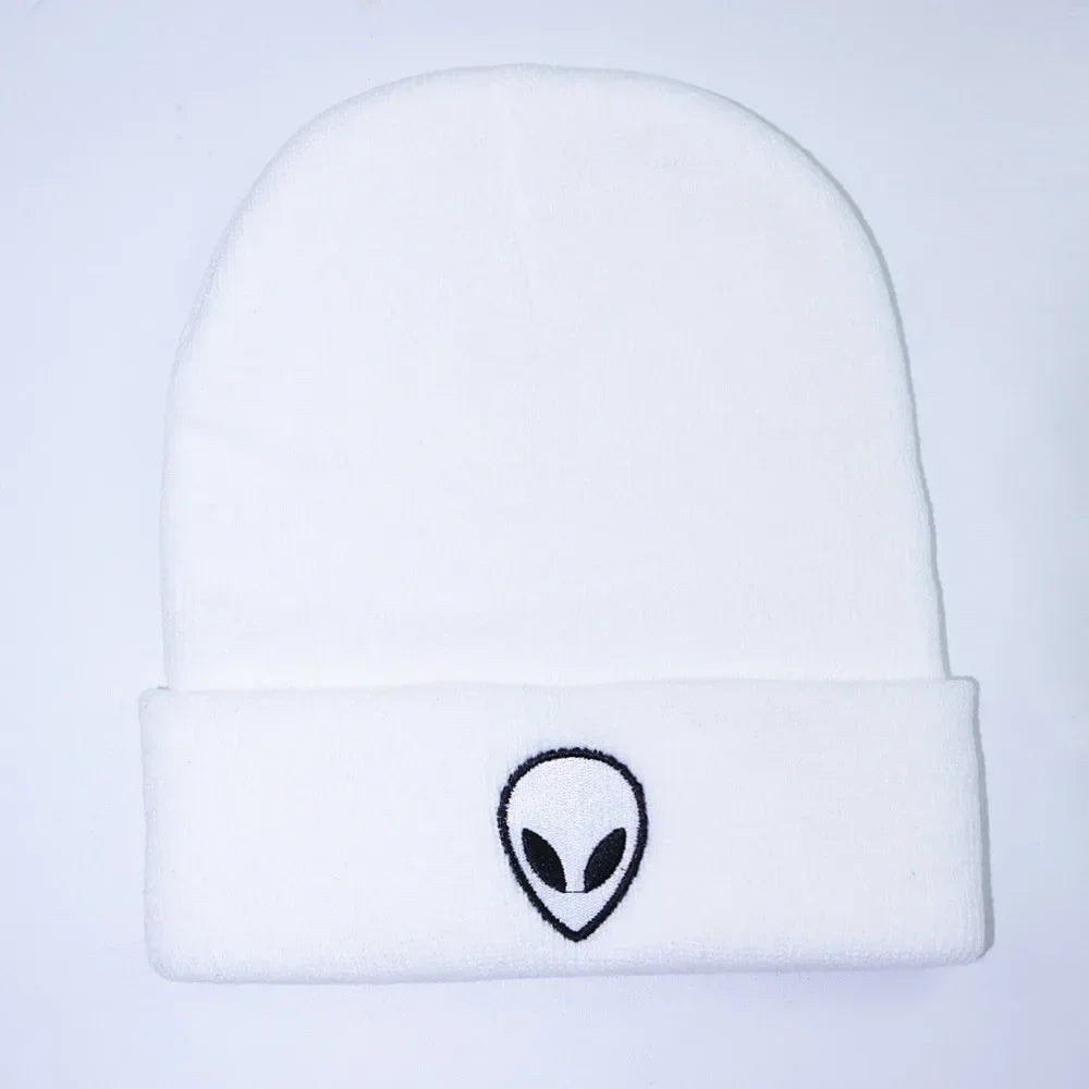 Knitted Beanies Hats Lovely Alien Ghost Skull Embroidery Cap for Autumn Winter Men Cap Warm Melon Cap Street Head Women Gifts