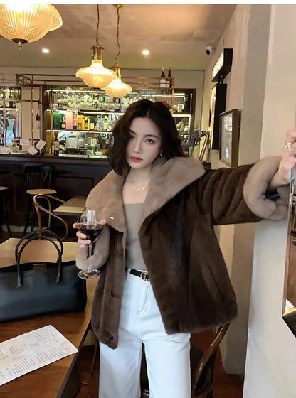 2025 New Coffee Colored Faux Mink Fur Spliced Lapel Fur Coat for Women Young and Loose