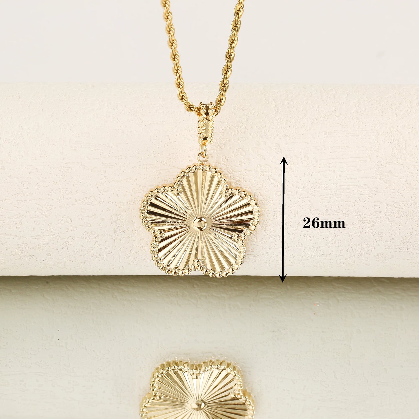 Classic 45cm/60cm Stainless Steel Metal Laser Sweater Chain Pendant Necklace Luxury for Woman Party New Trend Jewelry Clover