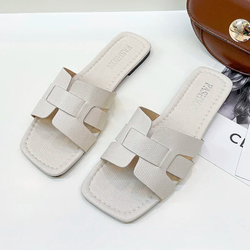 Summer Slipper Women Shoes Ladies High Quality Slides Sandals Womens Shoes New Fashion Design Beach Flat Shoes Female Slippers