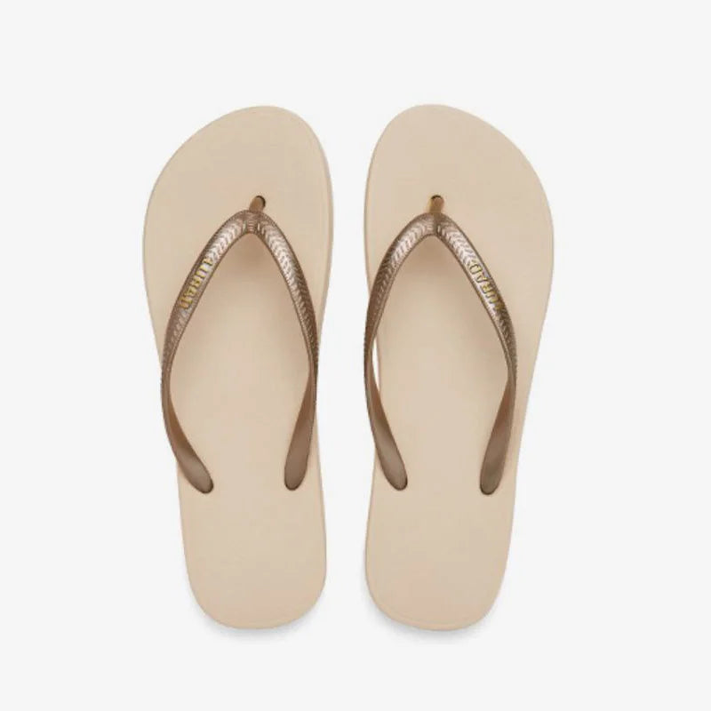 EOFK Women Flip Flops Slippers Summer Outdoor Fashion Bling Women Shoes Slippers Beach Summer Flip Flops Sandalias EVA TPU