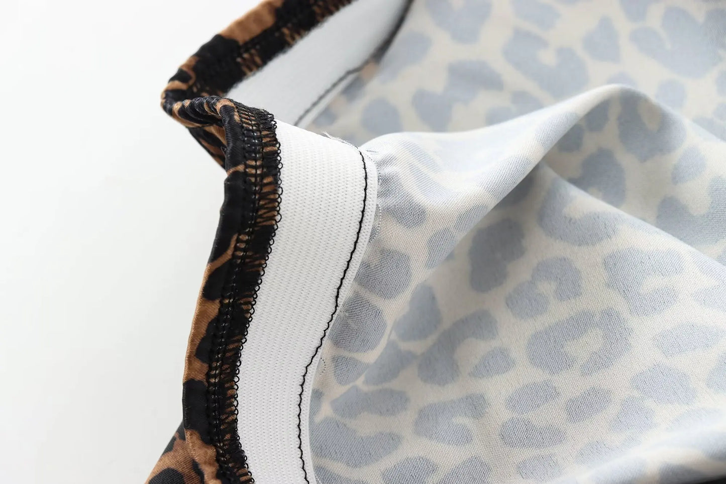 TFMLN Women Vintage Leopard Print Skirts Female 2026 Street Chic High Waist Long Skirt Spring Office Slim Fashion New Skirts