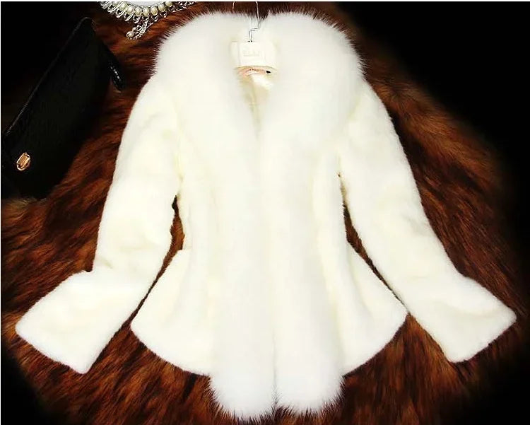 Women's Fur Coat Winter New Imitation Fox Fur Collar Long Sleeves Short Jacket Korean Fashion Slim Fit Thickening Warm Coats