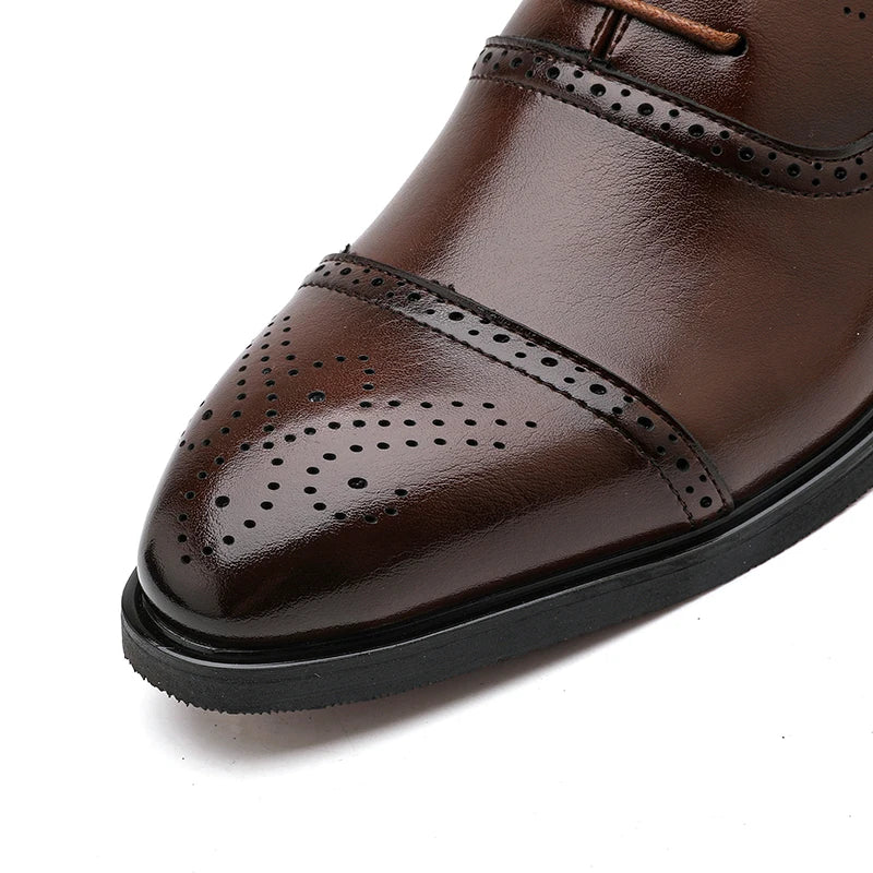 Oxfords Men Shoes Red Sole Fashion Business Casual Party Banquet Daily Retro Carved Lace-up Brogue Dress Shoes