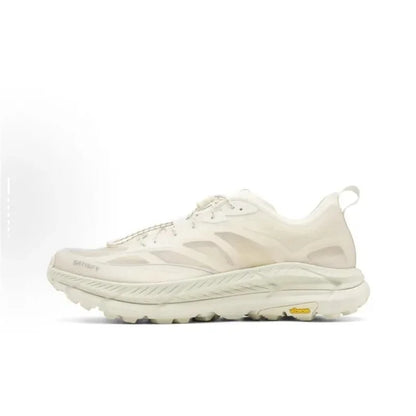 Low-Top Casual Running Shoes Unisex Breathable Mesh Shock Absorption Cross-country Sports Shoes EVA Insole from Mainland China