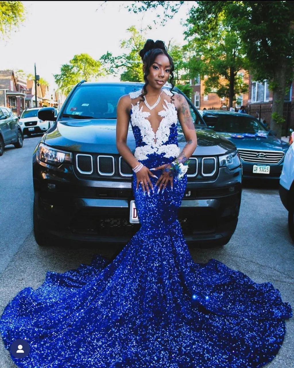 Royal Blue Sequin Mermaid Prom Dress with White Lace Applique Deep V Neck Long Train Formal Evening Gown for Graduation Party