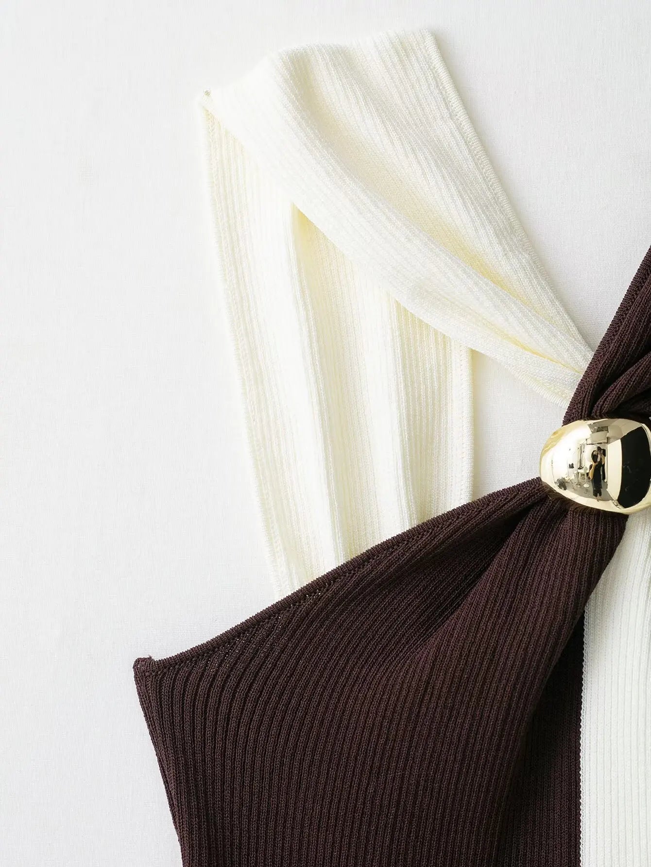 HH 2026 Women's Summer New Fashion Chic Knitted Tops Hang-Neck Collar Sleeveless Backless Female Sexy Short Tops 2 Color