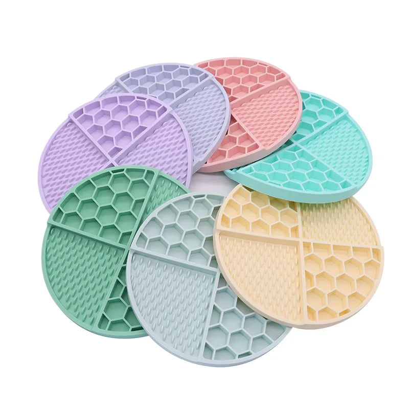 Pet Supplies Silicone Licking Mat Cat Slow Feeder With Suction Cup Slow Feeding Pad Dog Licking Pad Anxiety-relieving Utensils