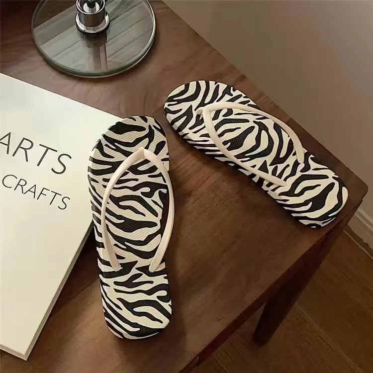 EOFK Women Flip Flops Slippers Summer Outdoor Fashion Bling Women Shoes Slippers Beach Summer Flip Flops Sandalias EVA TPU