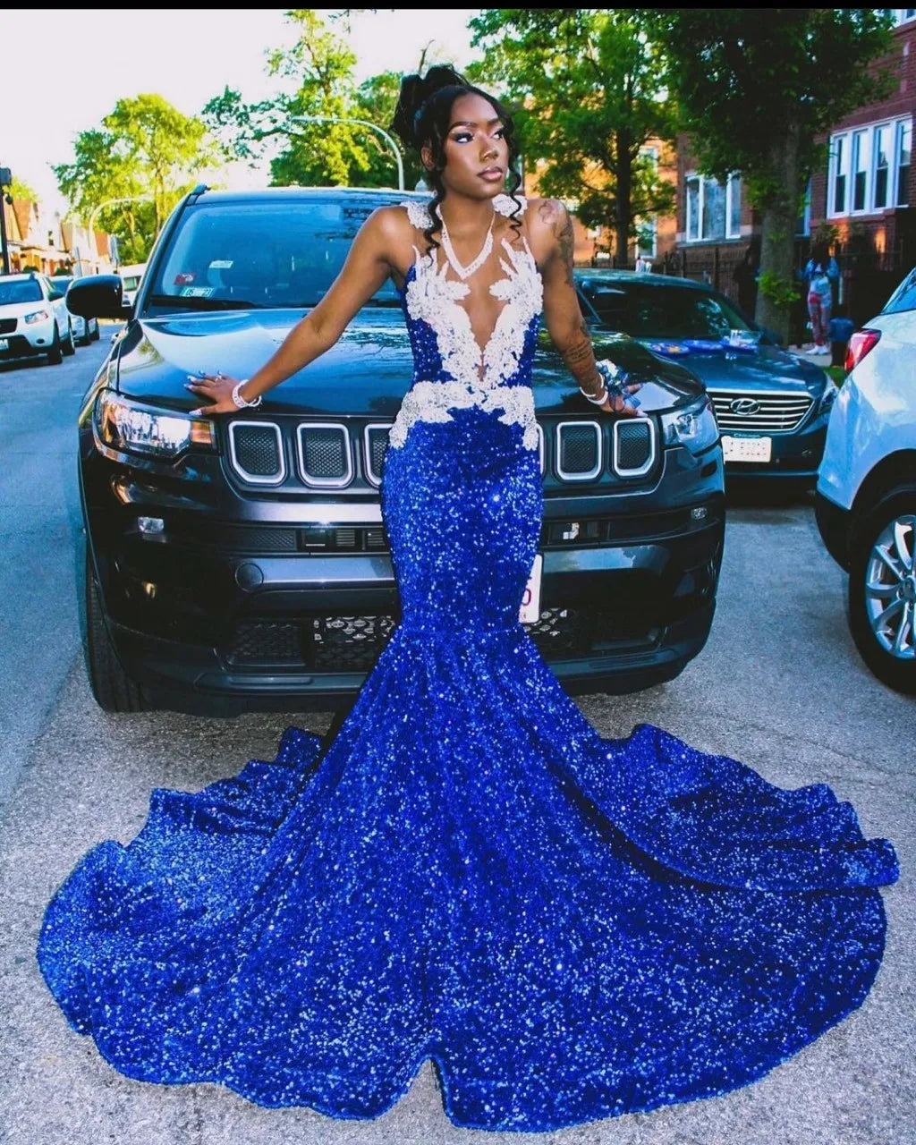 Royal Blue Sequin Mermaid Prom Dress with White Lace Applique Deep V Neck Long Train Formal Evening Gown for Graduation Party