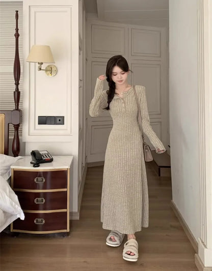 French Style Long Sleeve Knitted Dress Vintage Waist Cinching A- Line Skirt Women Autumn Winter New Arrival Slimming Inner Wear