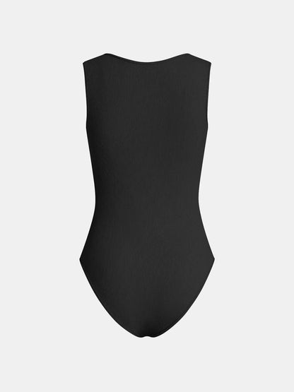 Women's Slim-Fit One-Piece Swimsuit, Casual Summer Swimwear, Plain Color Bathing Suit, Comfortable Moderate Fabric, Ideal for Be