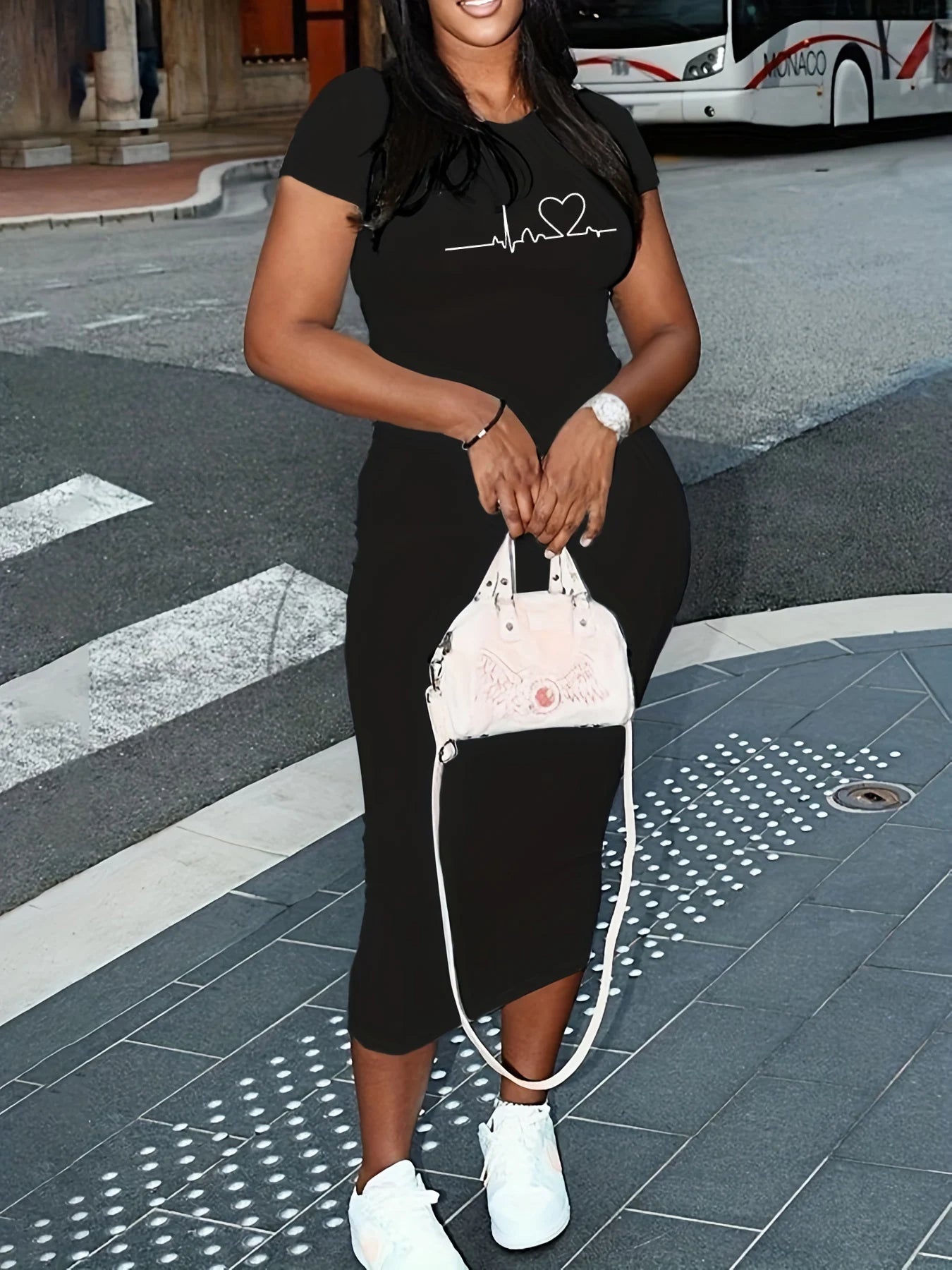 Summer heart-shaped print short sleeved women's sexy dress Casual Round Neck Pullover Dress Solid Color